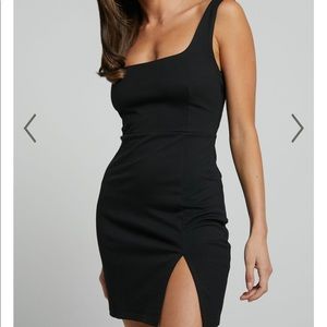 Showpo Hughes Dress NWT in Black Size 2